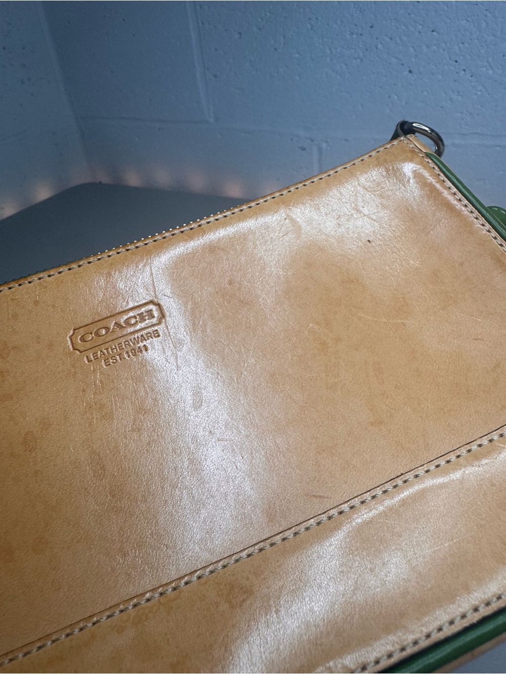 Vintage 2002 Coach Vachetta Demi 6239 Tan Green Leather Shoulder Bag Purse - Picture 3 of 14